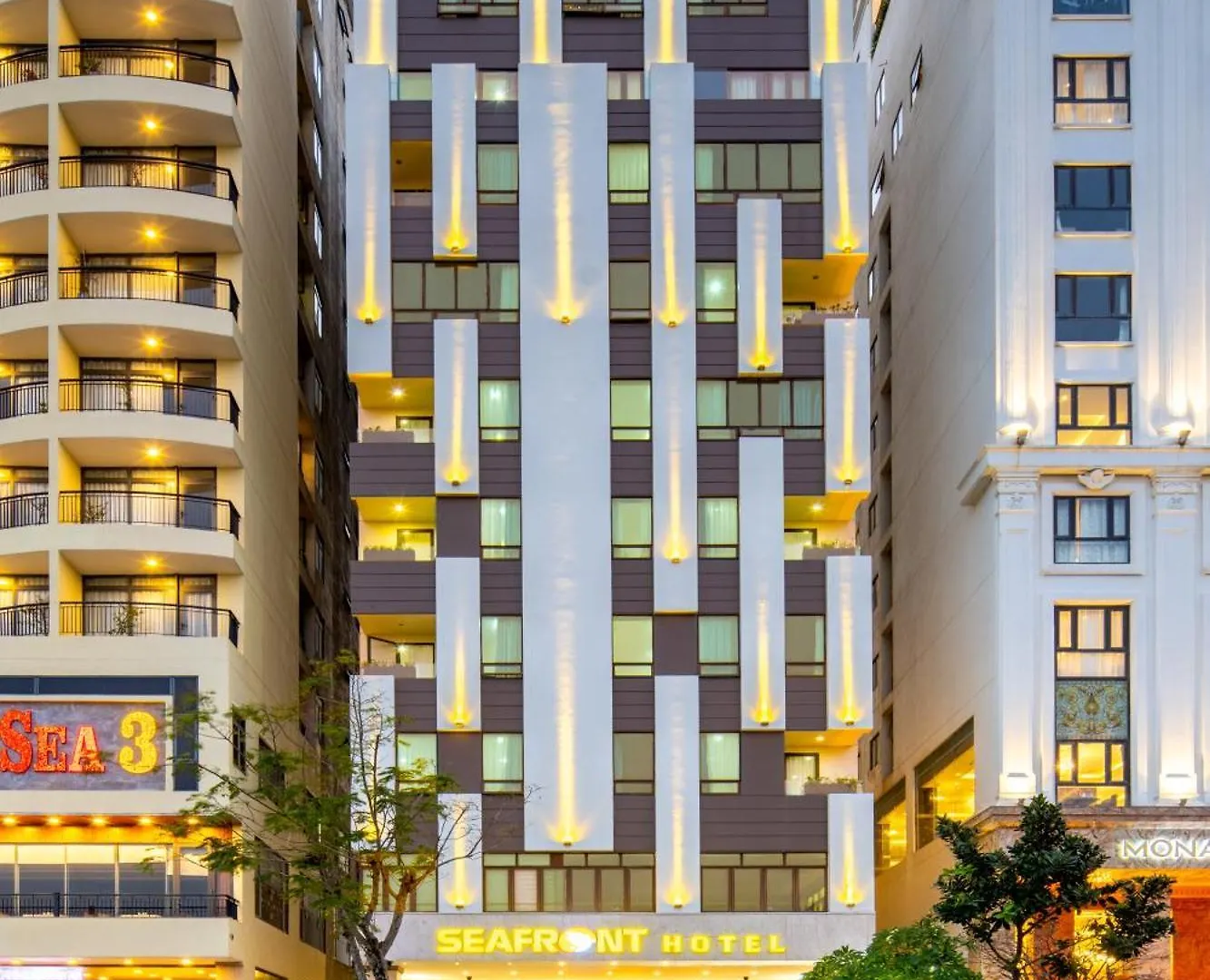 ****  Seafront Hotel Danang Vietnam