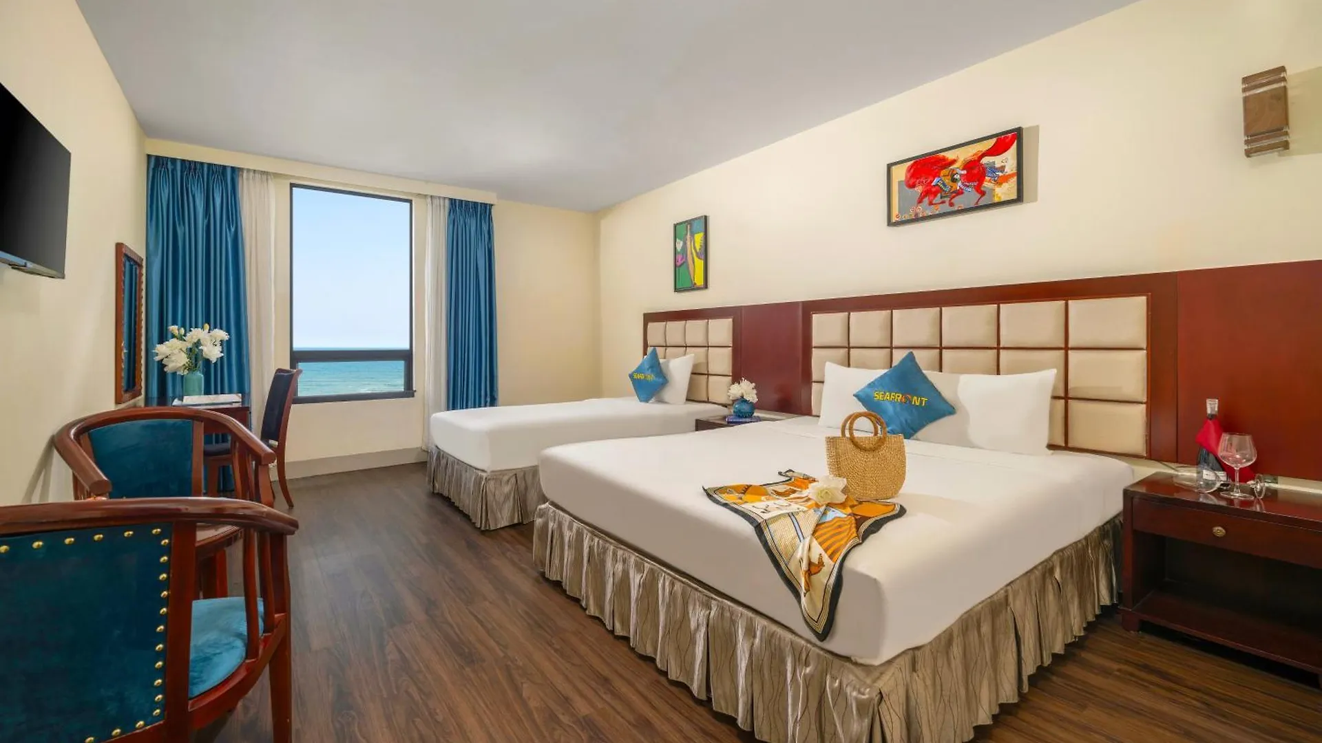 Seafront Hotel Danang  Da Nang