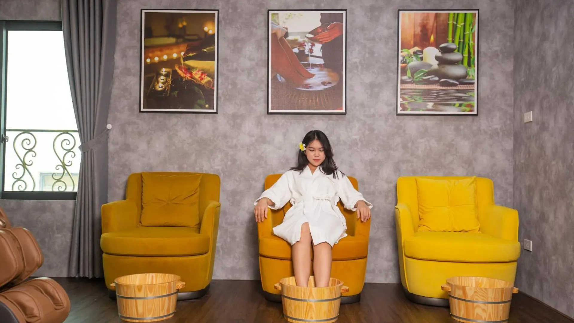 Seafront Hotel Danang