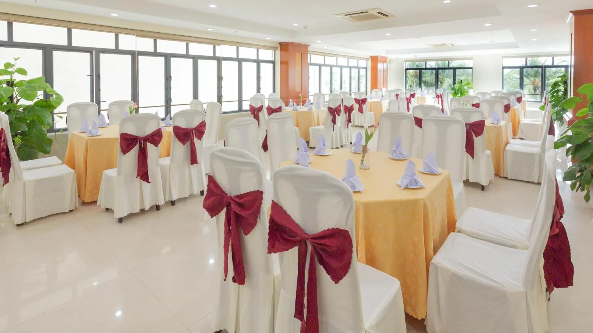 Seafront Hotel Danang