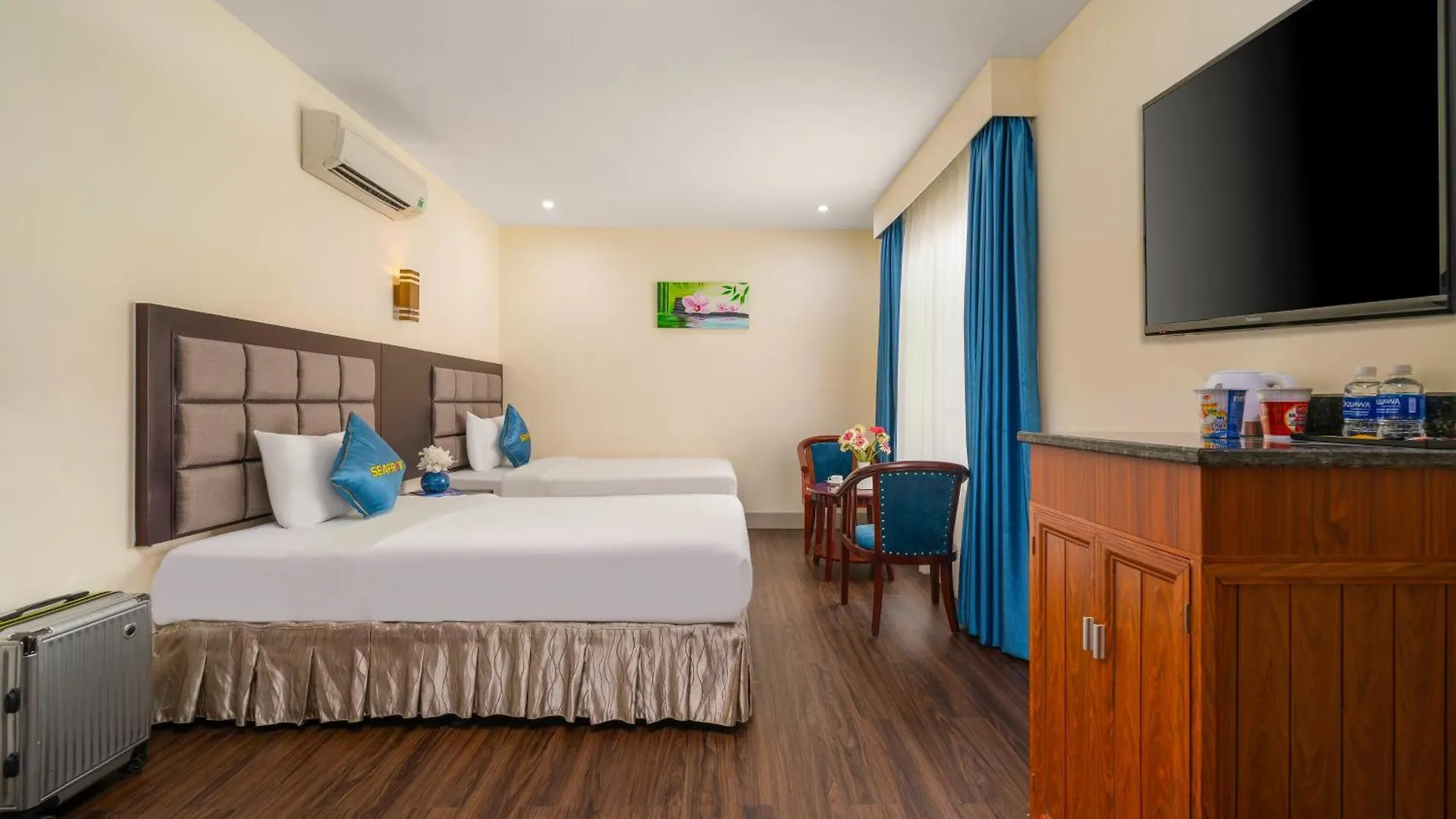 ****  Seafront Hotel Danang Vietnam