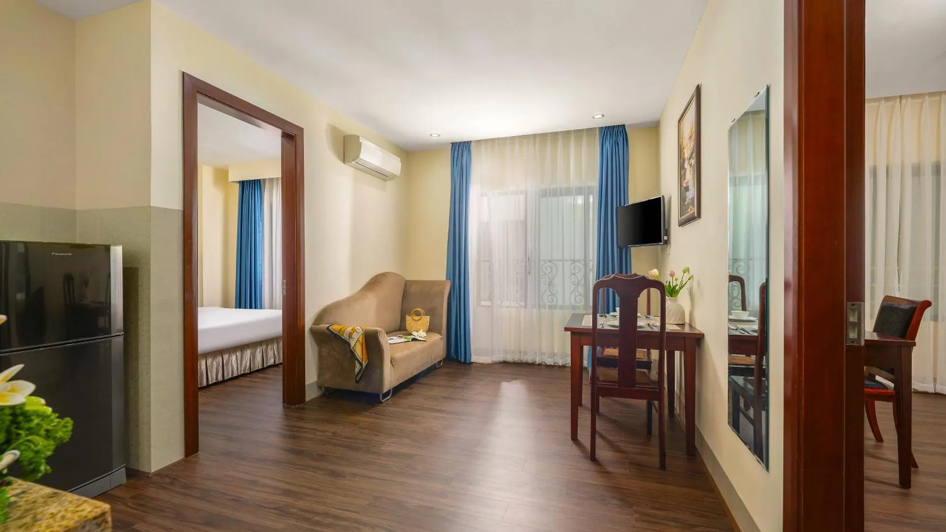 Seafront Hotel Danang  Da Nang