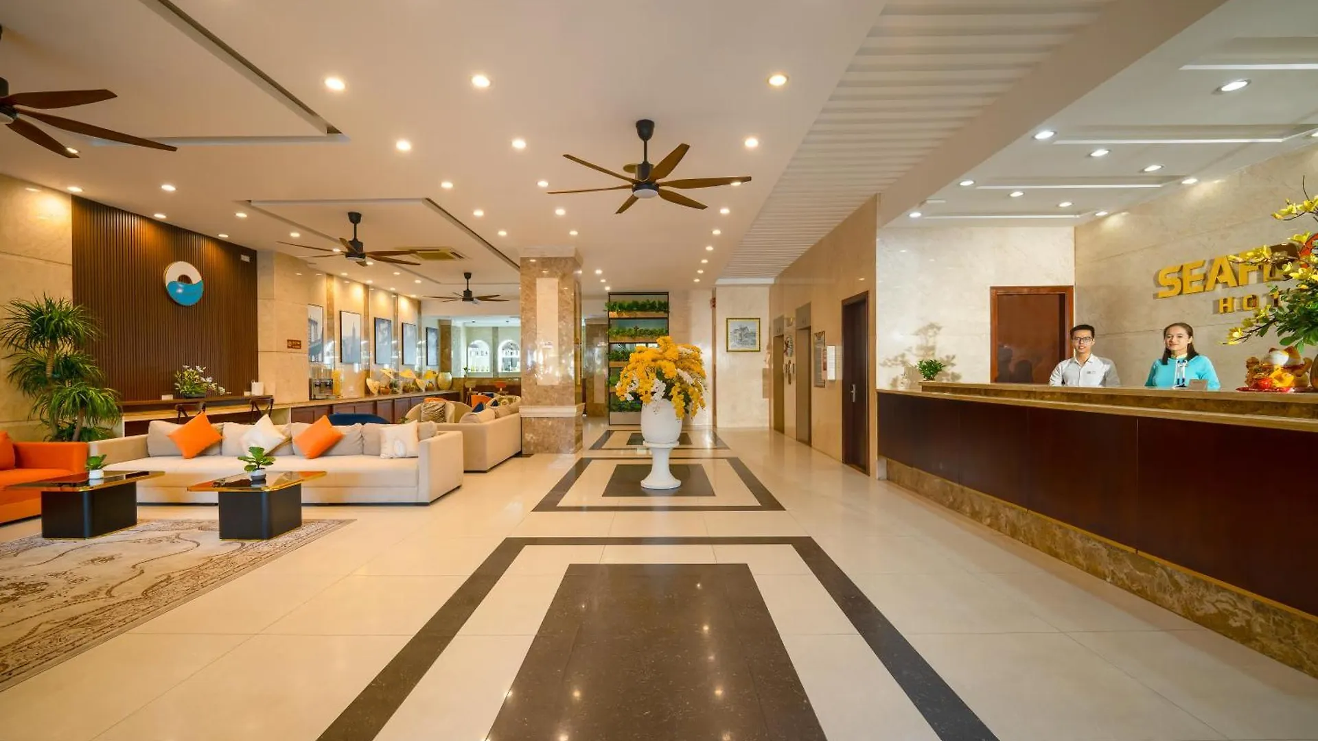 Seafront Hotel Danang Da Nang