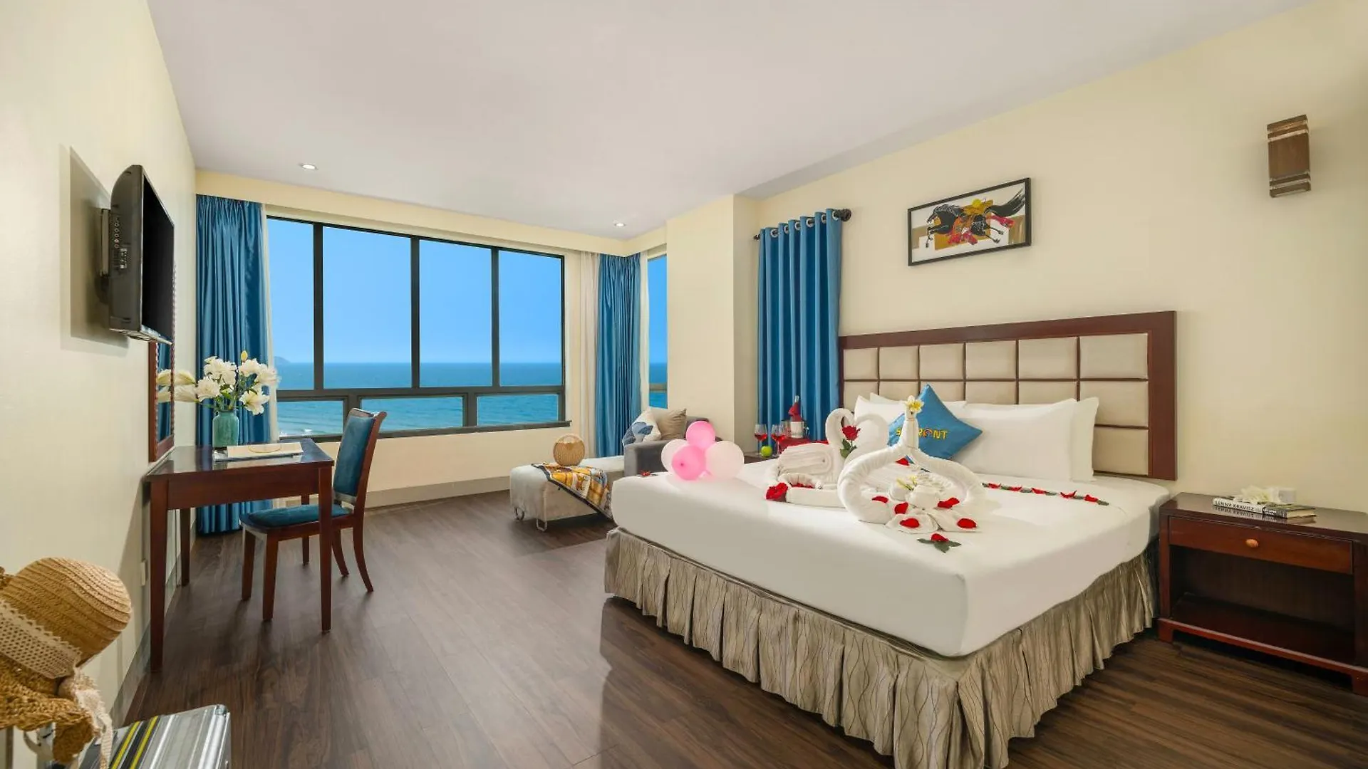 Seafront Hotel Danang